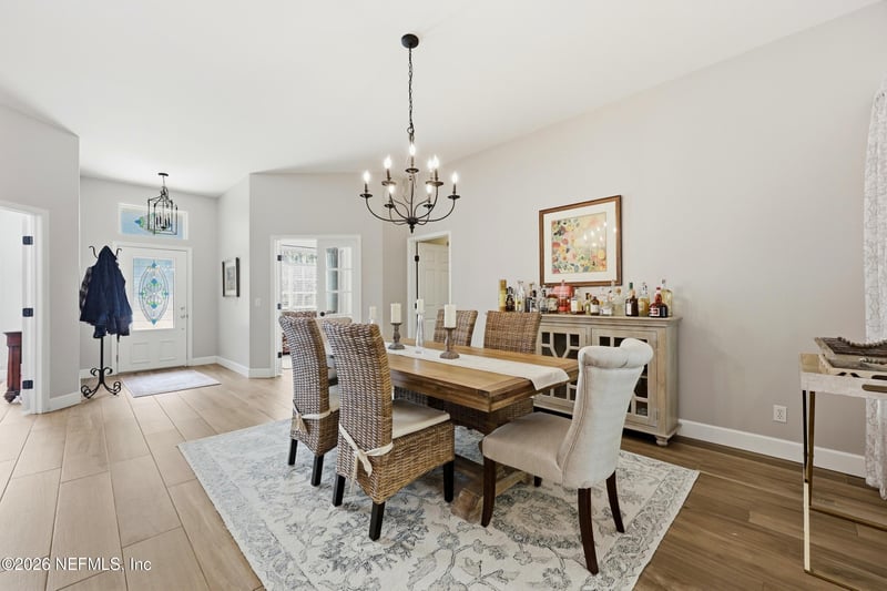 6911 Tonga Dr, Jacksonville, FL 32216