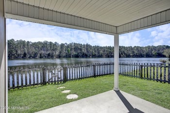 9326 Prosperity Lake Dr, Jacksonville, FL 32244
