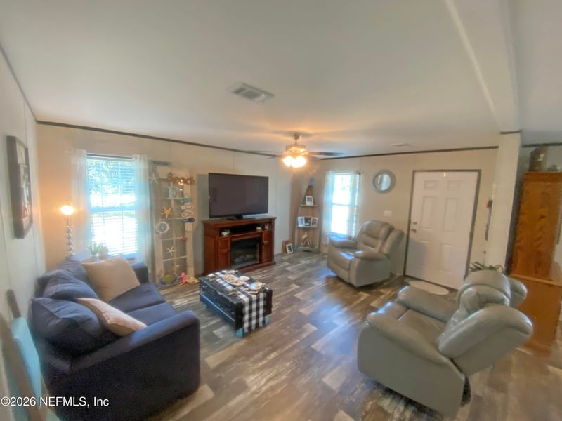 203 5th Ave, Palatka, FL 32177