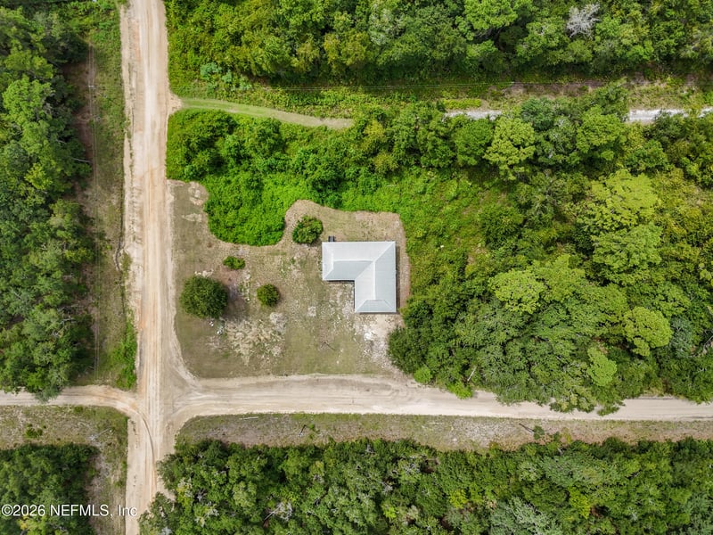 127 Rainbow Dr, Florahome, FL 32140