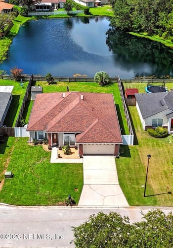 3222 Buttonwood Dr, Middleburg, FL 32068