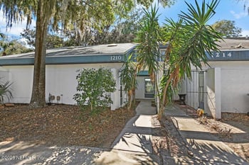 1210 Wonderwood Dr, Jacksonville, FL 32233