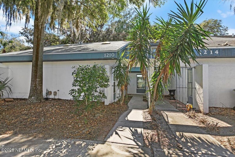 1210 Wonderwood Dr, Jacksonville, FL 32233
