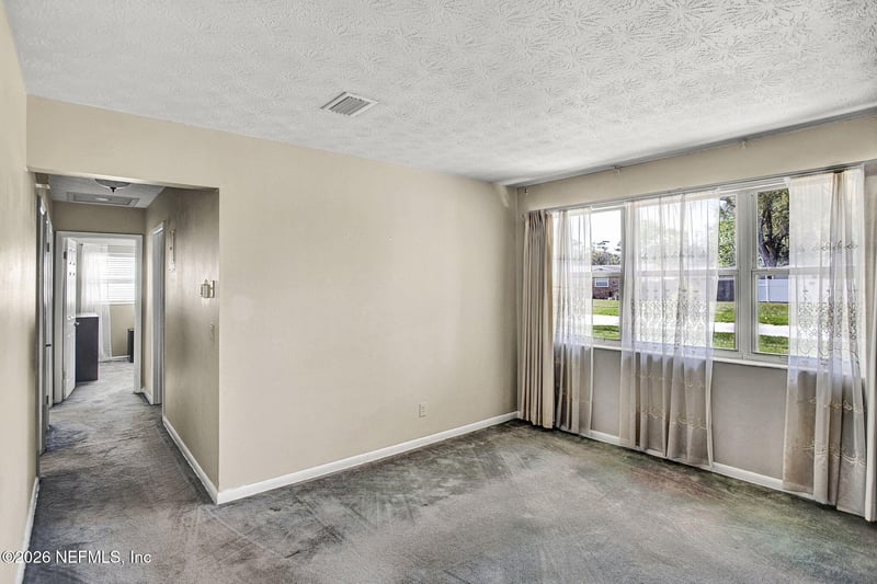 3223 Skipper Ln, Jacksonville, FL 32216