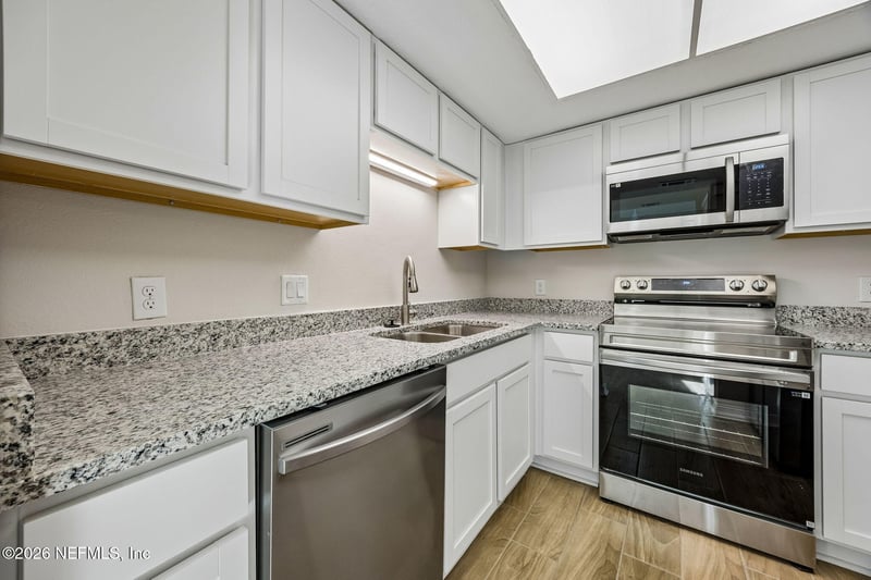 2102 Challenger Ct #2102, Atlantic Beach, FL 32233