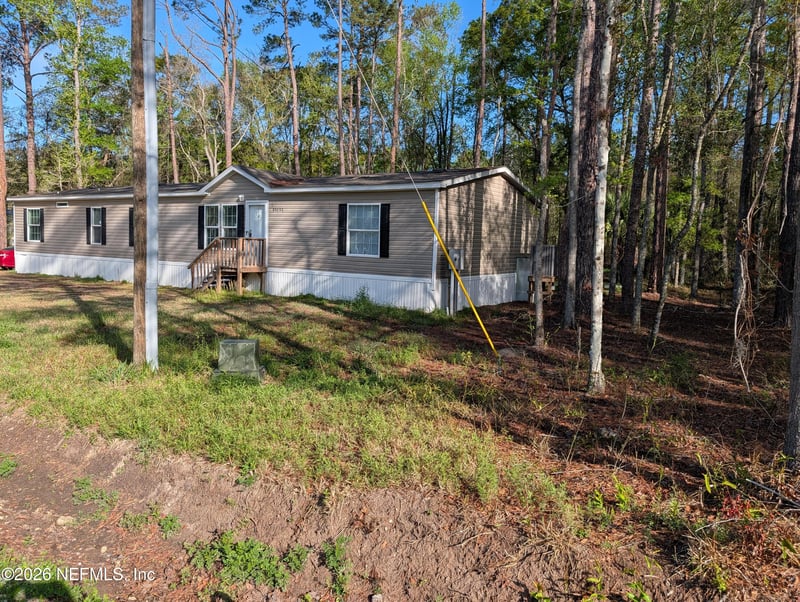 45053 R Jones Rd, Callahan, FL 32011