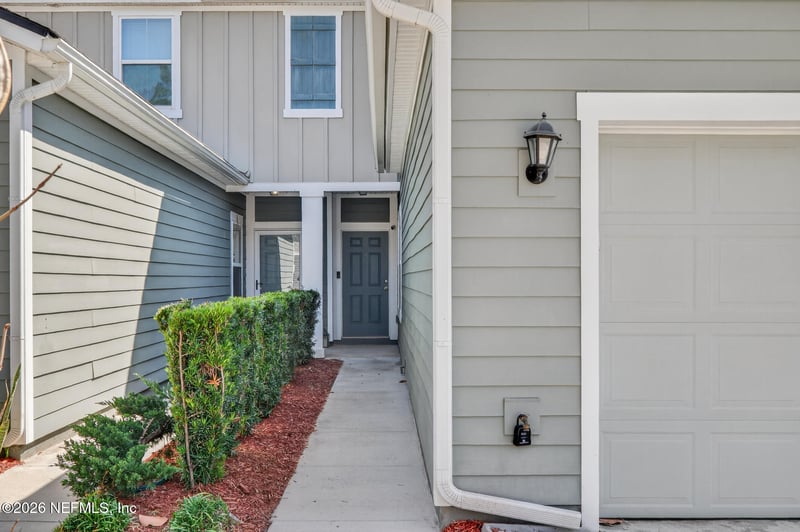 429 Servia Dr, St Johns, FL 32259