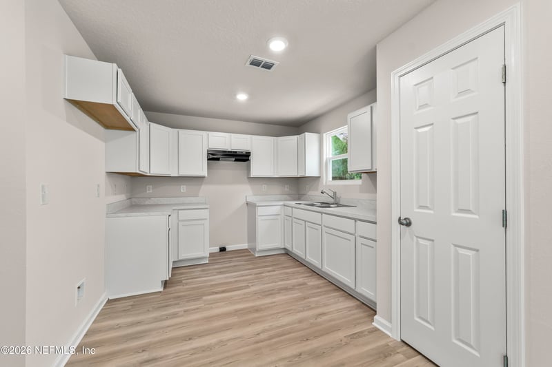 5704 Benedict Rd, Jacksonville, FL 32209