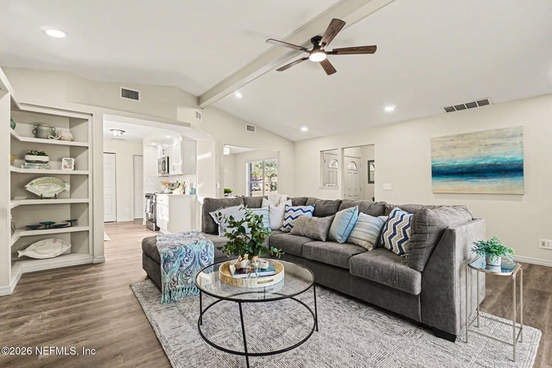 8055 Stargrass Ct, Jacksonville, FL 32210