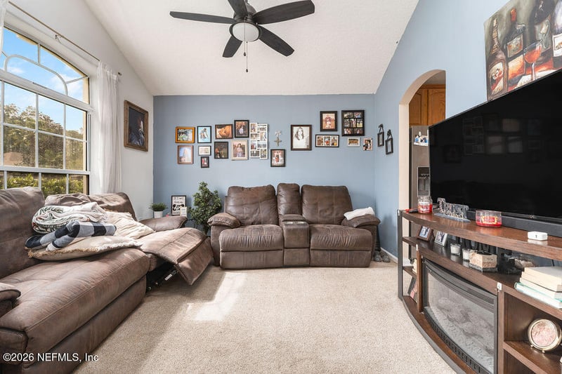 1528 Summerdown Way, St Johns, FL 32259