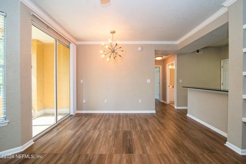 8539 Gate Pw #424, Jacksonville, FL 32216