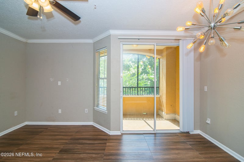 8539 Gate Pw #424, Jacksonville, FL 32216