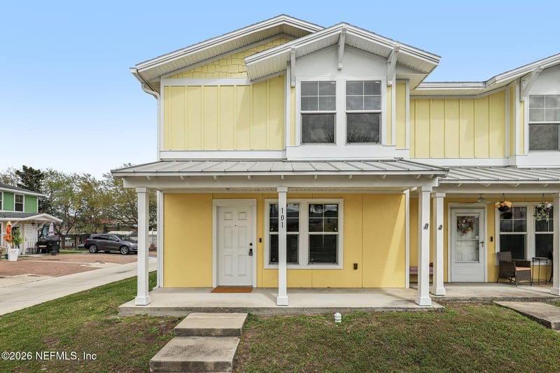 101 Oceangate Dr, Atlantic Beach, FL 32233