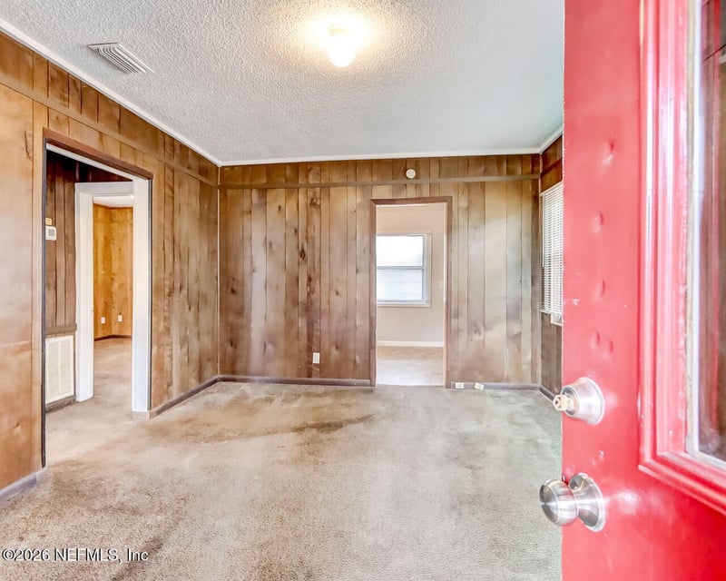 9170 Madison Ave, Jacksonville, FL 32208