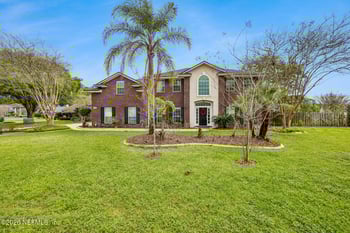 5608 Crest Creek Dr, Jacksonville, FL 32258