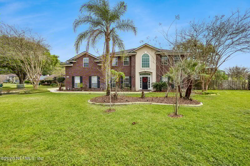 5608 Crest Creek Dr, Jacksonville, FL 32258
