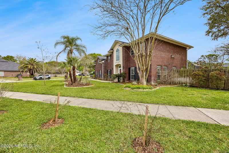 5608 Crest Creek Dr, Jacksonville, FL 32258