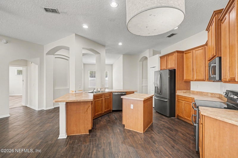 3353 Horseshoe Trail Dr, Orange Park, FL 32065