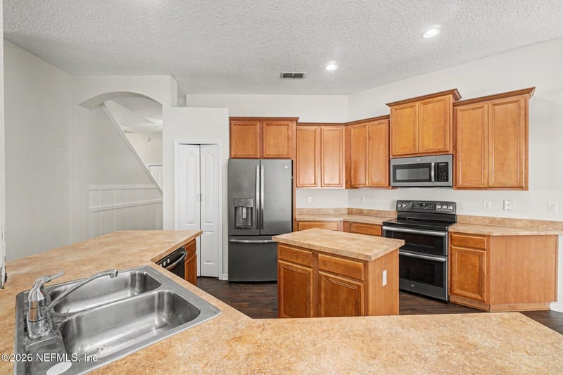 3353 Horseshoe Trail Dr, Orange Park, FL 32065