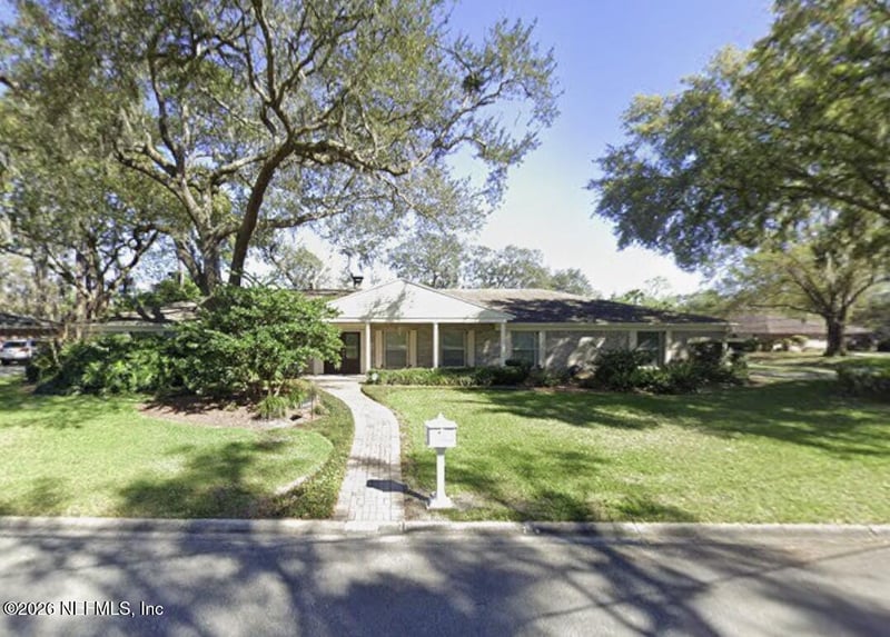 8691 San Servera Dr, Jacksonville, FL 32217