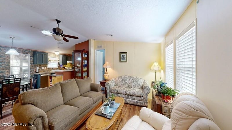 21238 150th St, Fort Mccoy, FL 32134