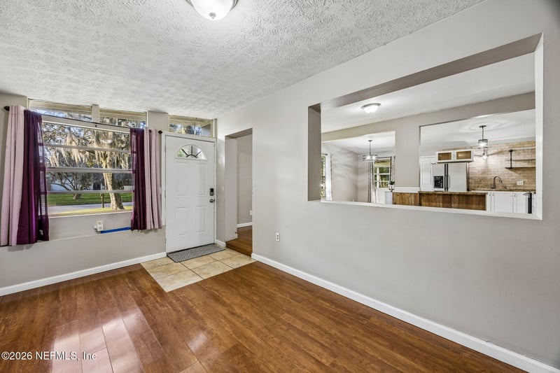 6951 Bernay Ave, Jacksonville, FL 32205