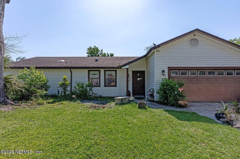 8439 Beautybush Ct, Jacksonville, FL 32244