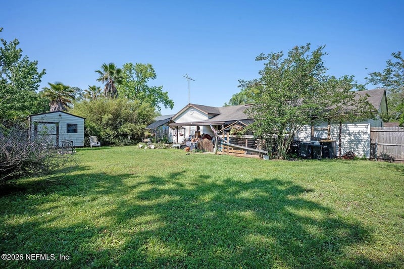 8439 Beautybush Ct, Jacksonville, FL 32244