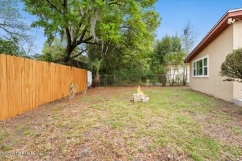 5018 Homecrest Cir, Jacksonville, FL 32244