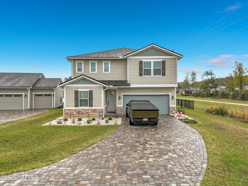 143 Seasons Ct, St Augustine, FL 32092