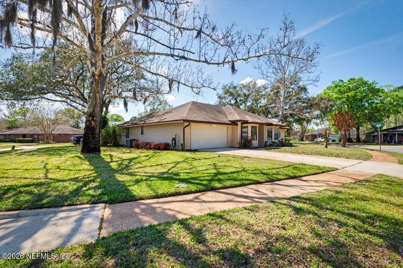 12608 Lazy Meadow Dr, Jacksonville, FL 32225