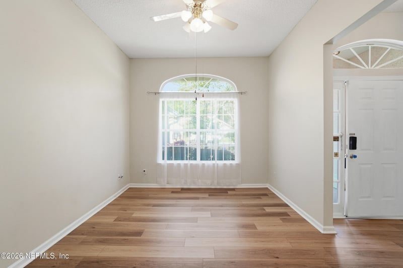 752 Grand Parke Dr, St Johns, FL 32259