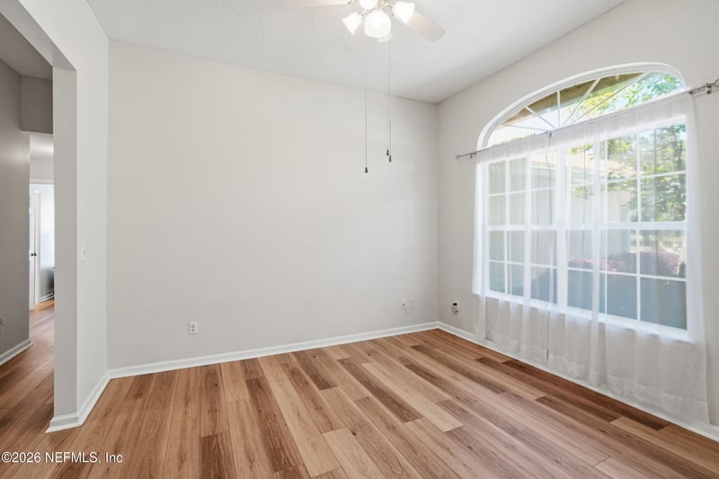 752 Grand Parke Dr, St Johns, FL 32259