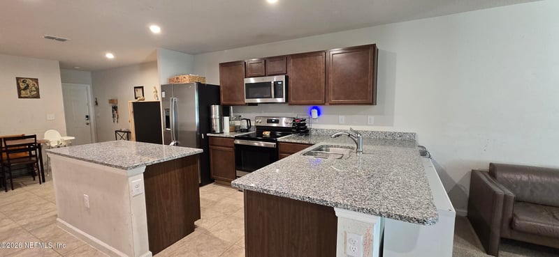 5960 Creekside Crossing Dr, Jacksonville, FL 32210