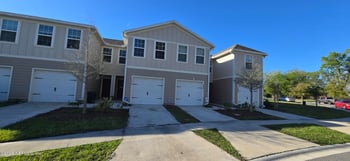 5960 Creekside Crossing Dr, Jacksonville, FL 32210