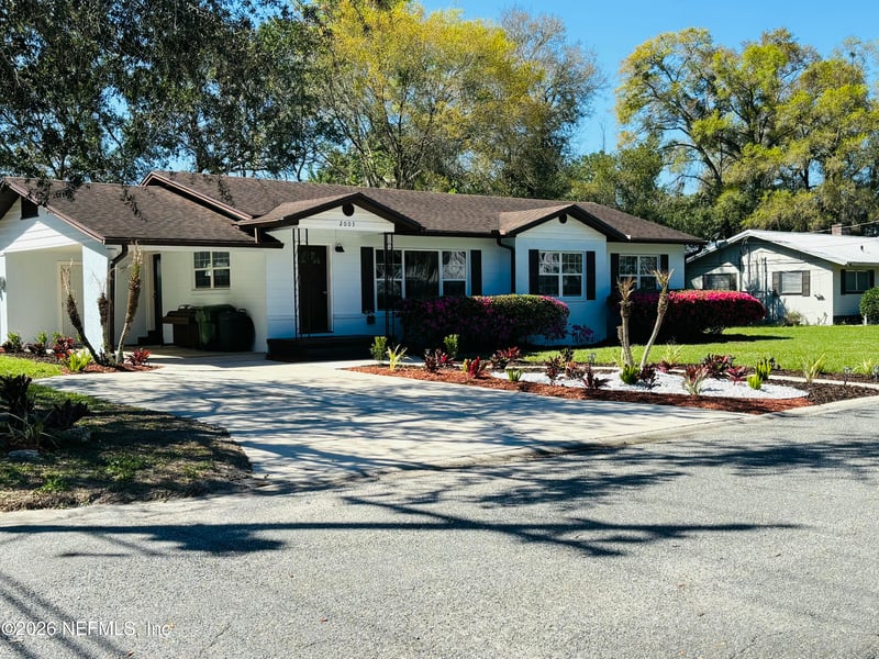2003 Laurel St, Palatka, FL 32177