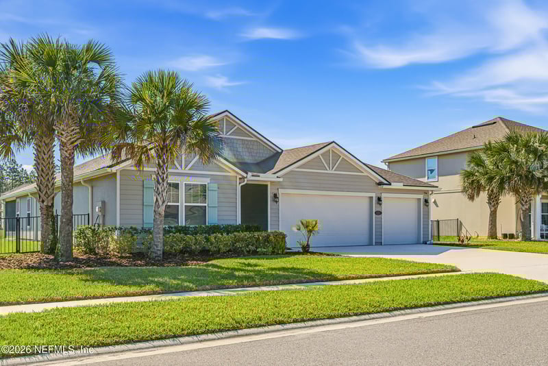 1221 Castle Trail Dr, St Johns, FL 32259