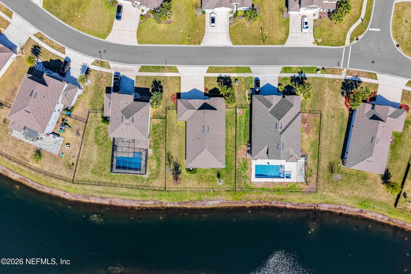 1221 Castle Trail Dr, St Johns, FL 32259