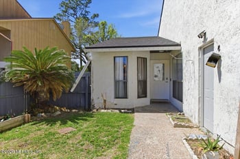 1136 Romaine Cir, Jacksonville, FL 32225