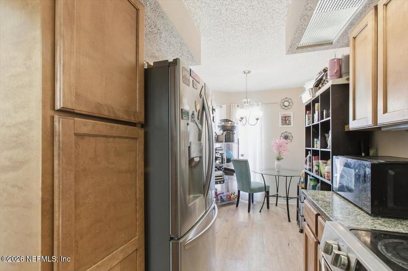 1136 Romaine Cir, Jacksonville, FL 32225