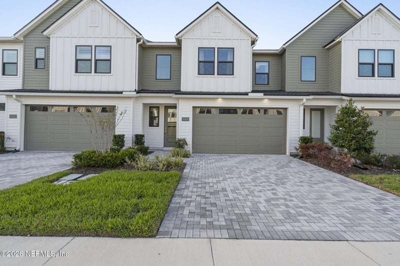 11423 Newtonian Blvd, Jacksonville, FL 32256