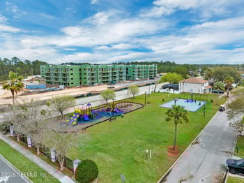 947 Morning Light Rd, Jacksonville, FL 32218