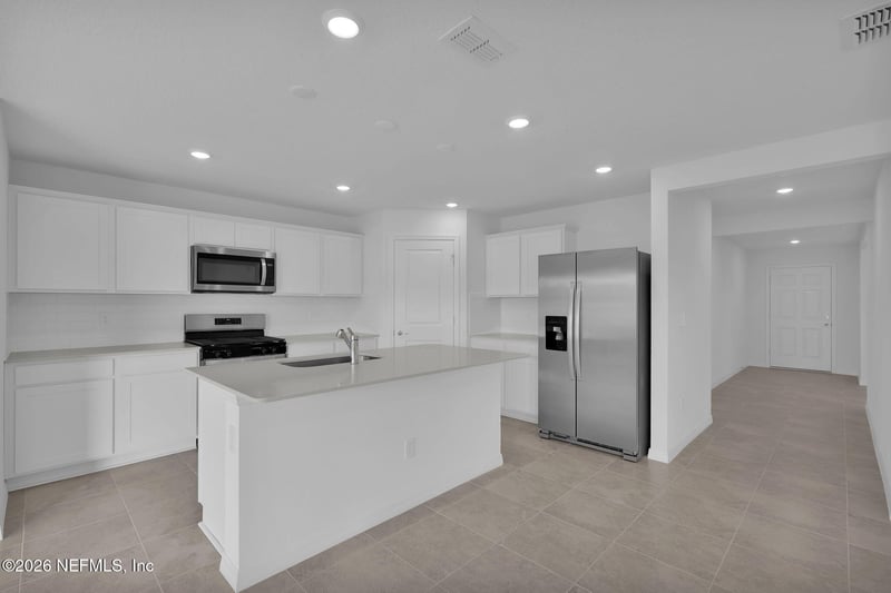 7058 Sandperch St, Jacksonville, FL 32244