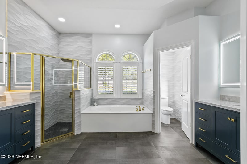 735 Dorchester Dr, St Johns, FL 32259