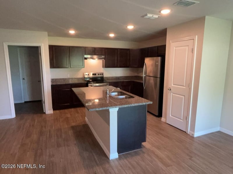 6578 Flowers Ave, Jacksonville, FL 32244