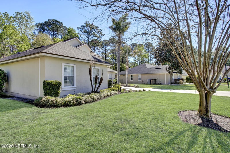 237 Sparrow Branch Cir, St Johns, FL 32259