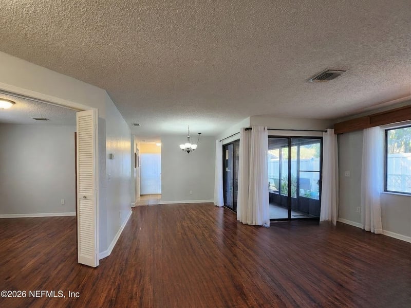 20 Lake Forest Ct, Palm Coast, FL 32137