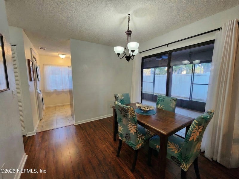 20 Lake Forest Ct, Palm Coast, FL 32137