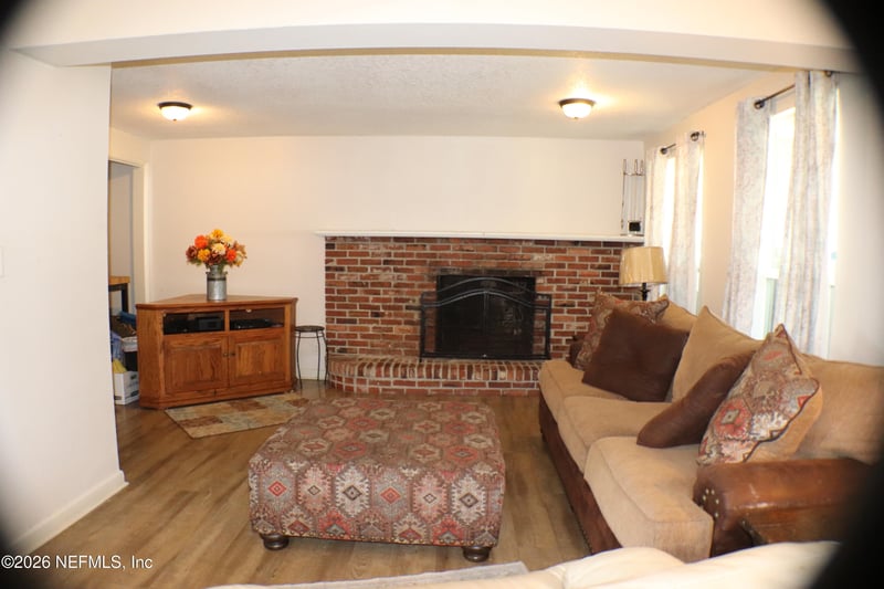 11263 Samuel Dr, Jacksonville, FL 32218