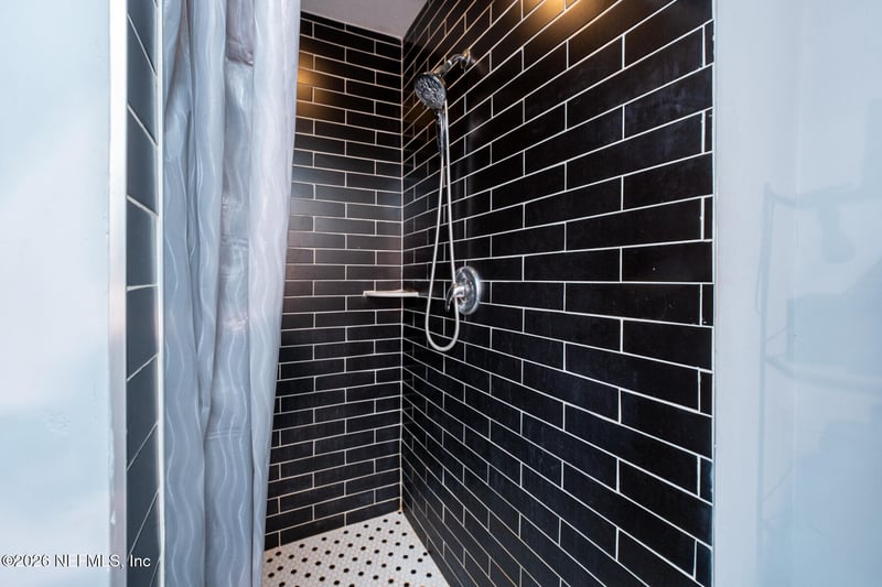 1046 Mackinaw St, Jacksonville, FL 32254